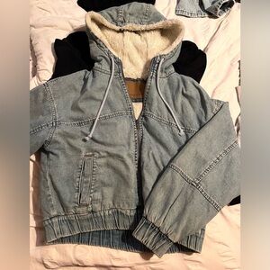 American Eagle Outfitters Blue Denim Jacket with Cream Sherpa Lining